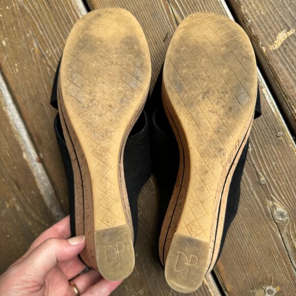 EUC Donald Pliner Black CrissCross Dakota Cork Wedges in Women's 9 - Picture 11 of 11
